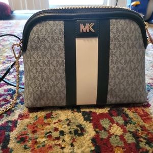 Michael Kors Crossbody Bag